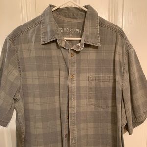 Men’s short sleeve button down